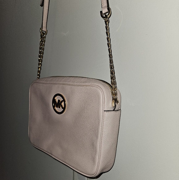 Michael Kors Blush Cross Body Purse - Picture 12 of 16